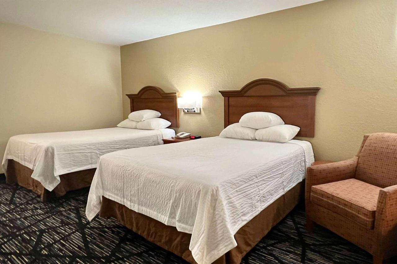 Hotel Baymont By Wyndham Troy Esterno foto