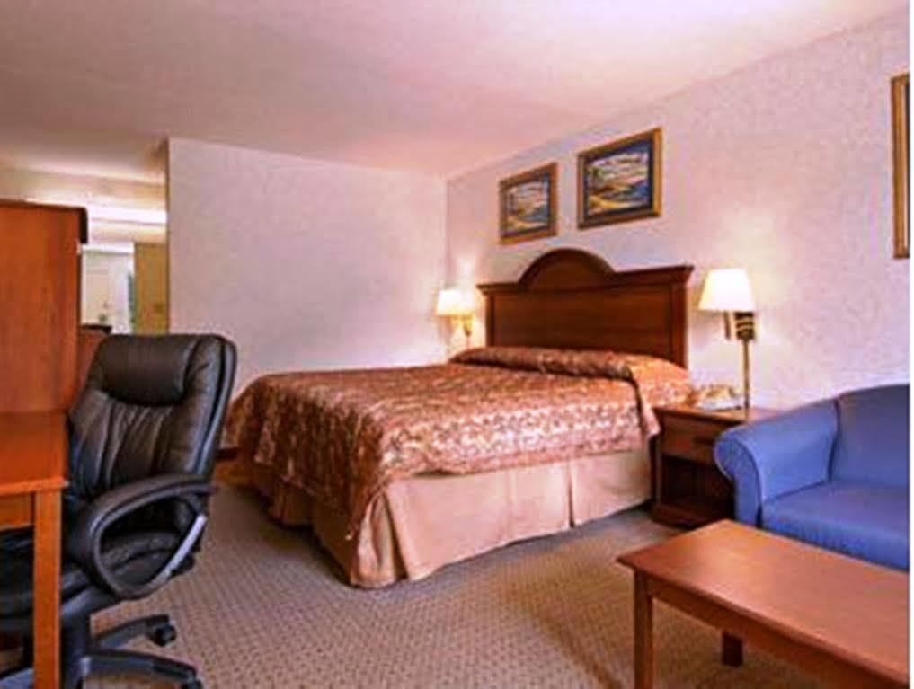 Hotel Baymont By Wyndham Troy Esterno foto